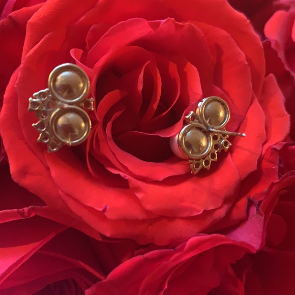 Say it in Diamonds and Pearls - Picture 4 of 8